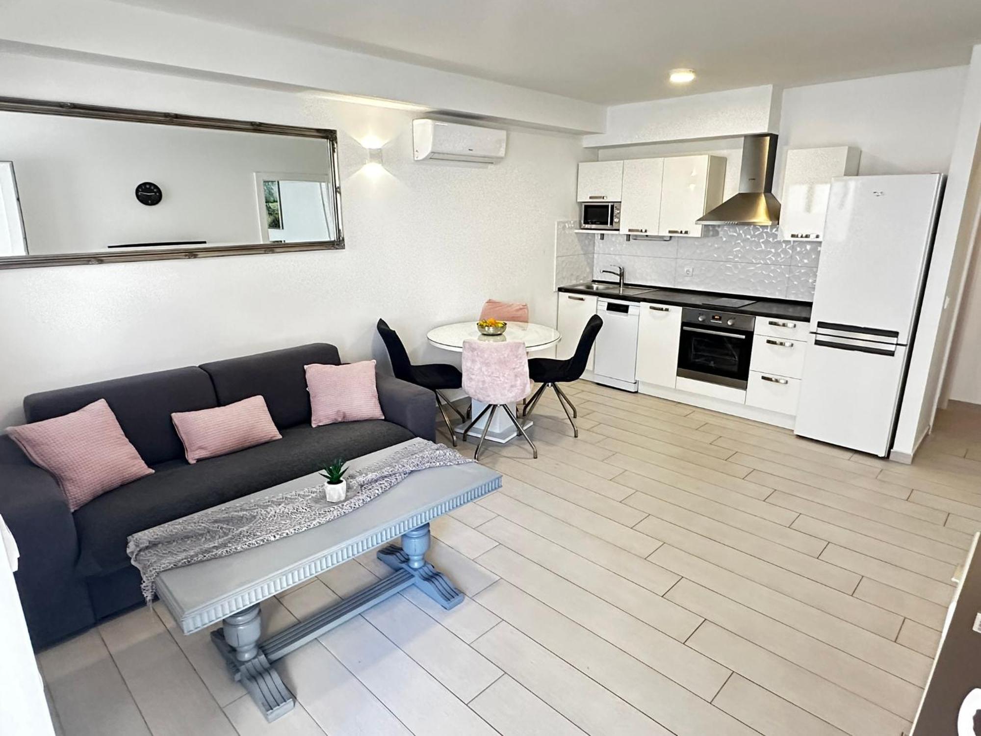 Apartments Danica 프로마이나 외부 사진